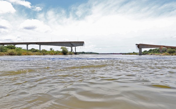 Ponte sobre o Rio Tocantins, entre Tocantins e o Maranhão, desabou em dezembro de 2024 — Foto: Ademir dos Anjos/Governo do Tocantins