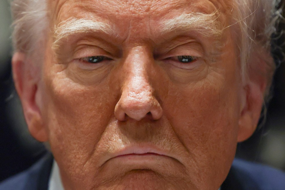 Trump amea&ccedil;a impor tarifas de at&eacute; 50% sobre petr&oacute;leo russo se Putin n&atilde;o  chegar &agrave; acordo sobre Ucr&acirc;nia | Economia | G1