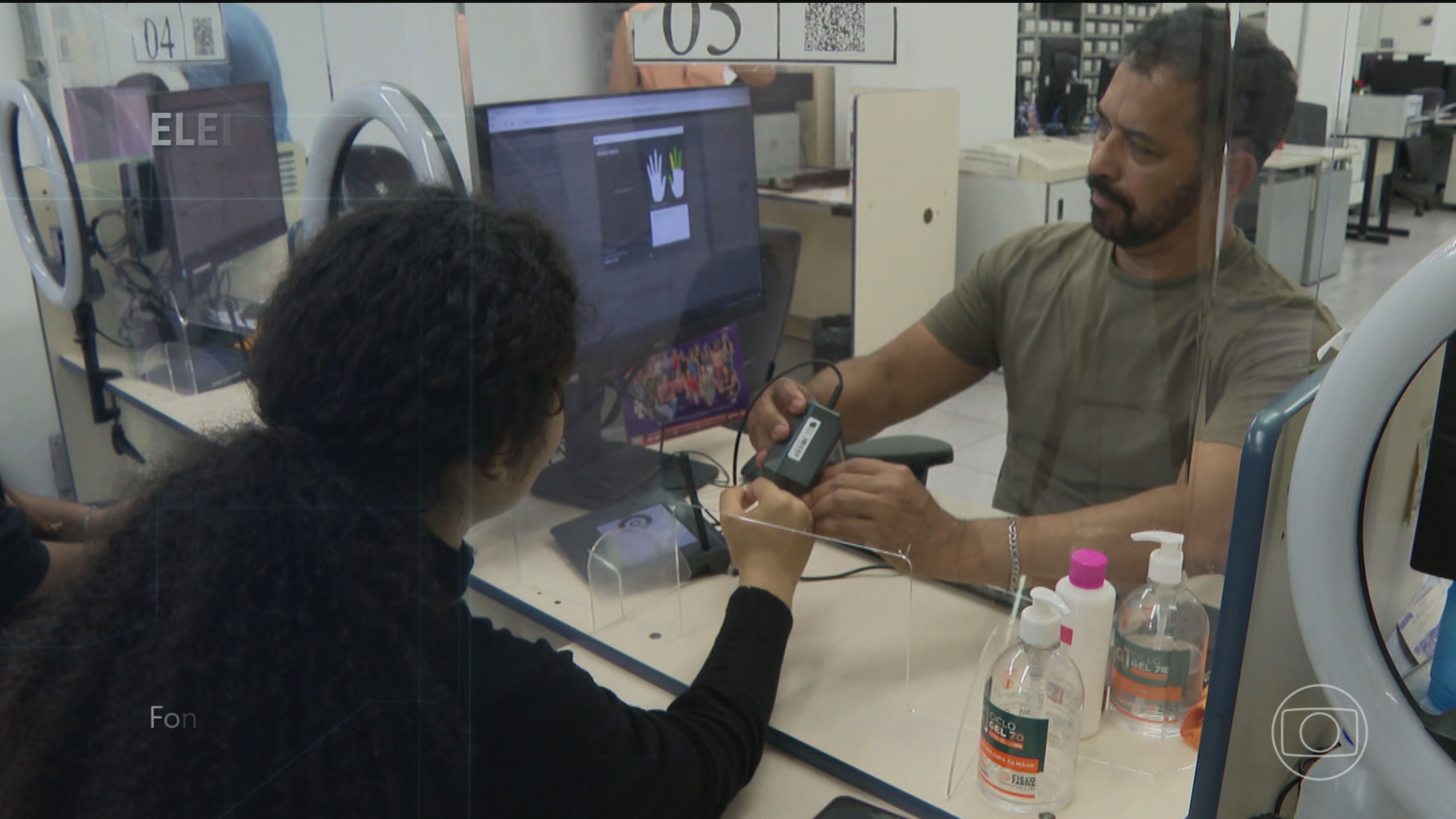 Veja como tirar primeiro título de eleitor e como regularizar pendências com a Justiça Eleitoral