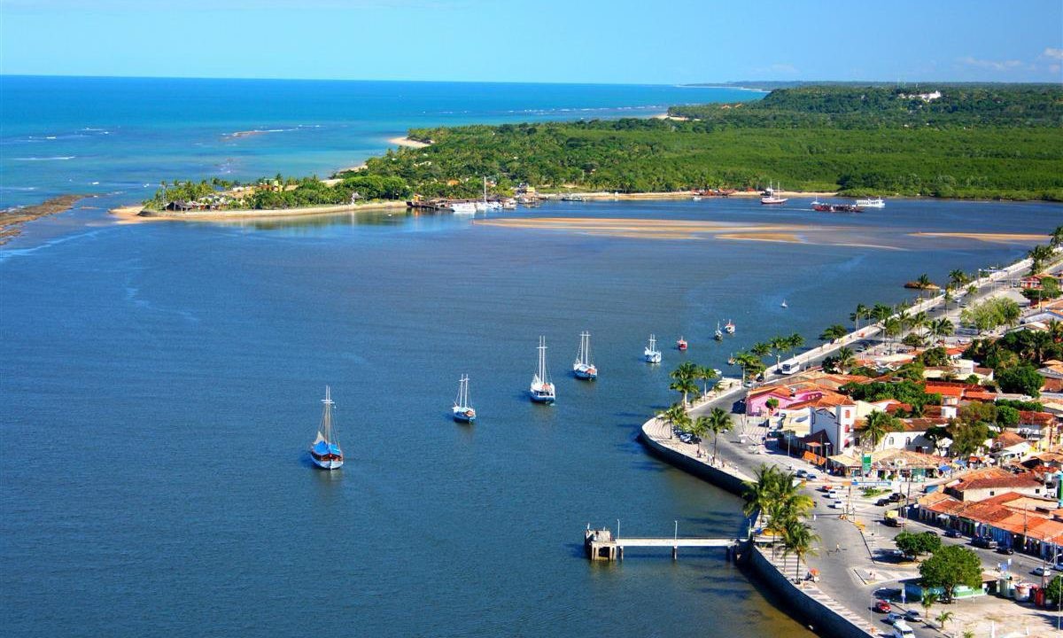 Porto Seguro passará a cobrar taxa para acesso de veículos visitantes em 2026; valor pode chegar a R$ 90