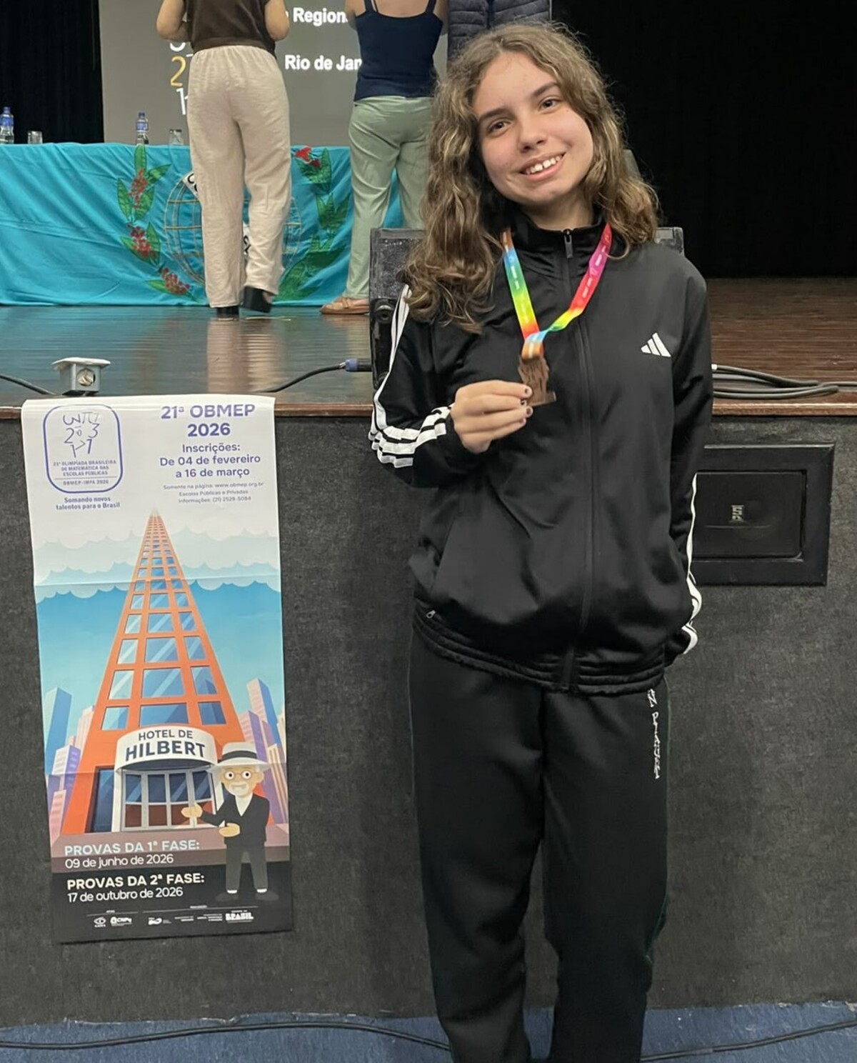 Alunos do Colégio Piaget conquistam medalhas na Olimpíada de Matemática