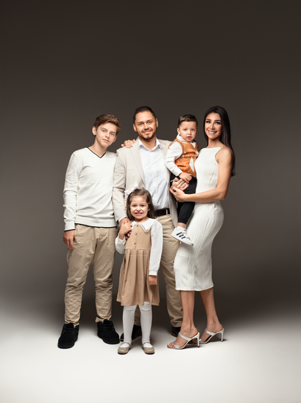 Douglas é casado com a empreendedora brasileira Ana Paula, com quem tem três filhos — Foto: Divulgação