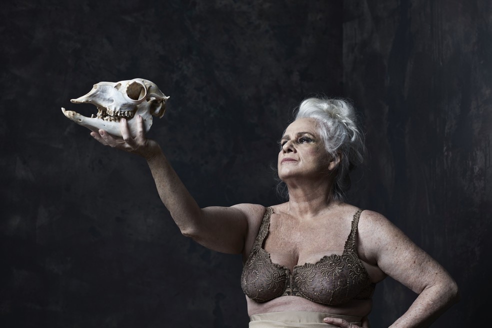 Vera Holtz participa como atriz pela primeira vez no festival de Curitiba. — Foto: Wesley Cardozo