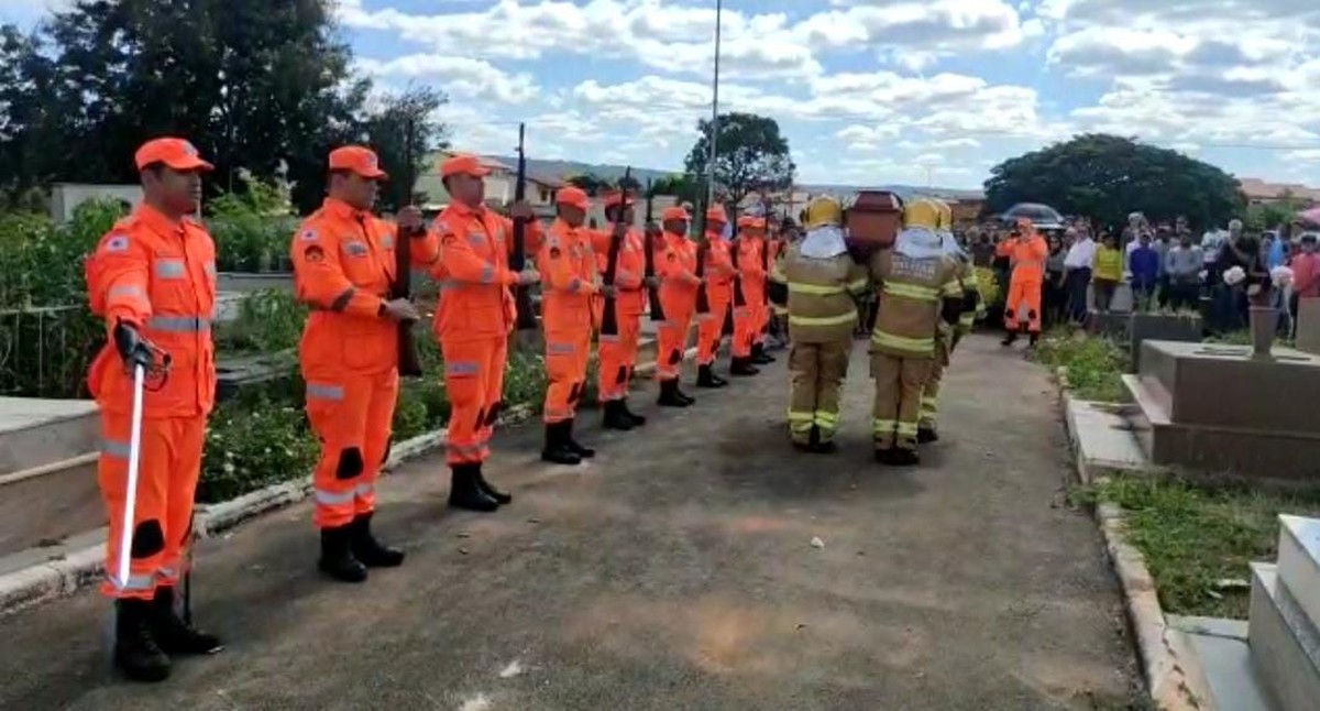 Corpo de tenente assassinado a tiros é sepultado em Montes Claros ...