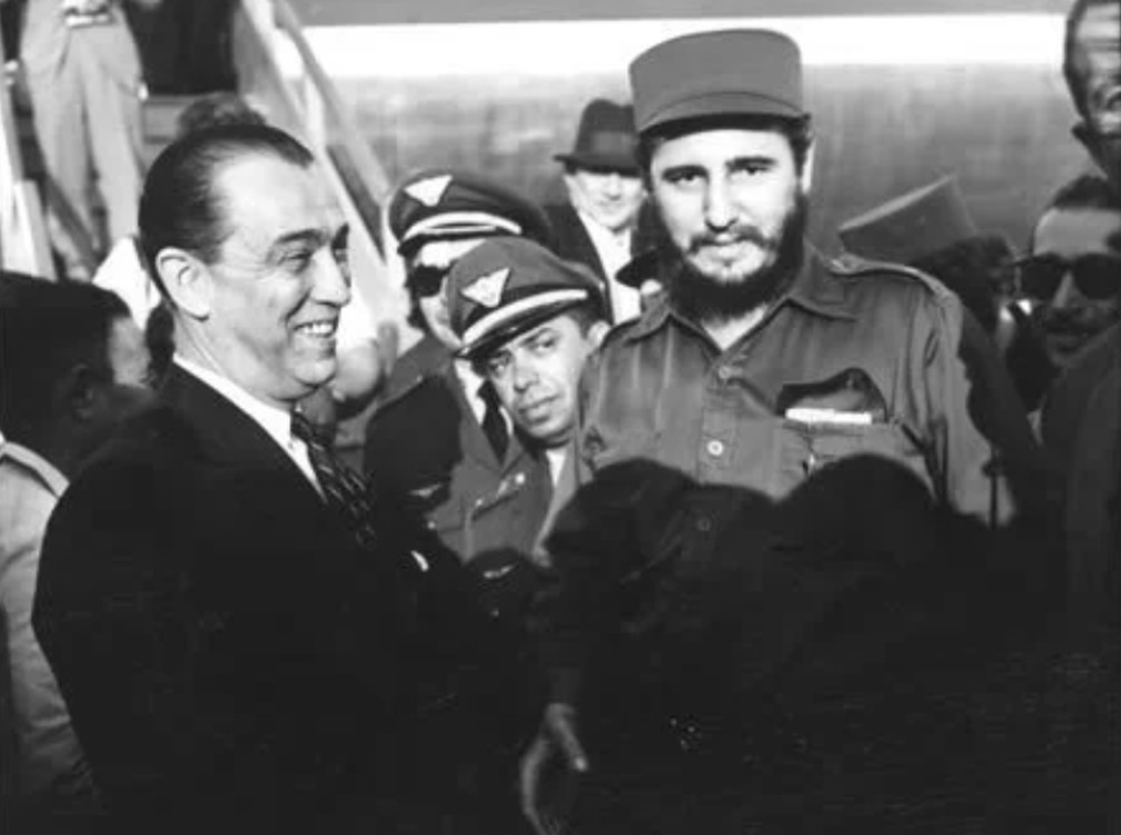 Juscelino Kubitschek e Fidel Castro em Brasília, em 1959. — Foto: Associação Brasileira de Imprensa