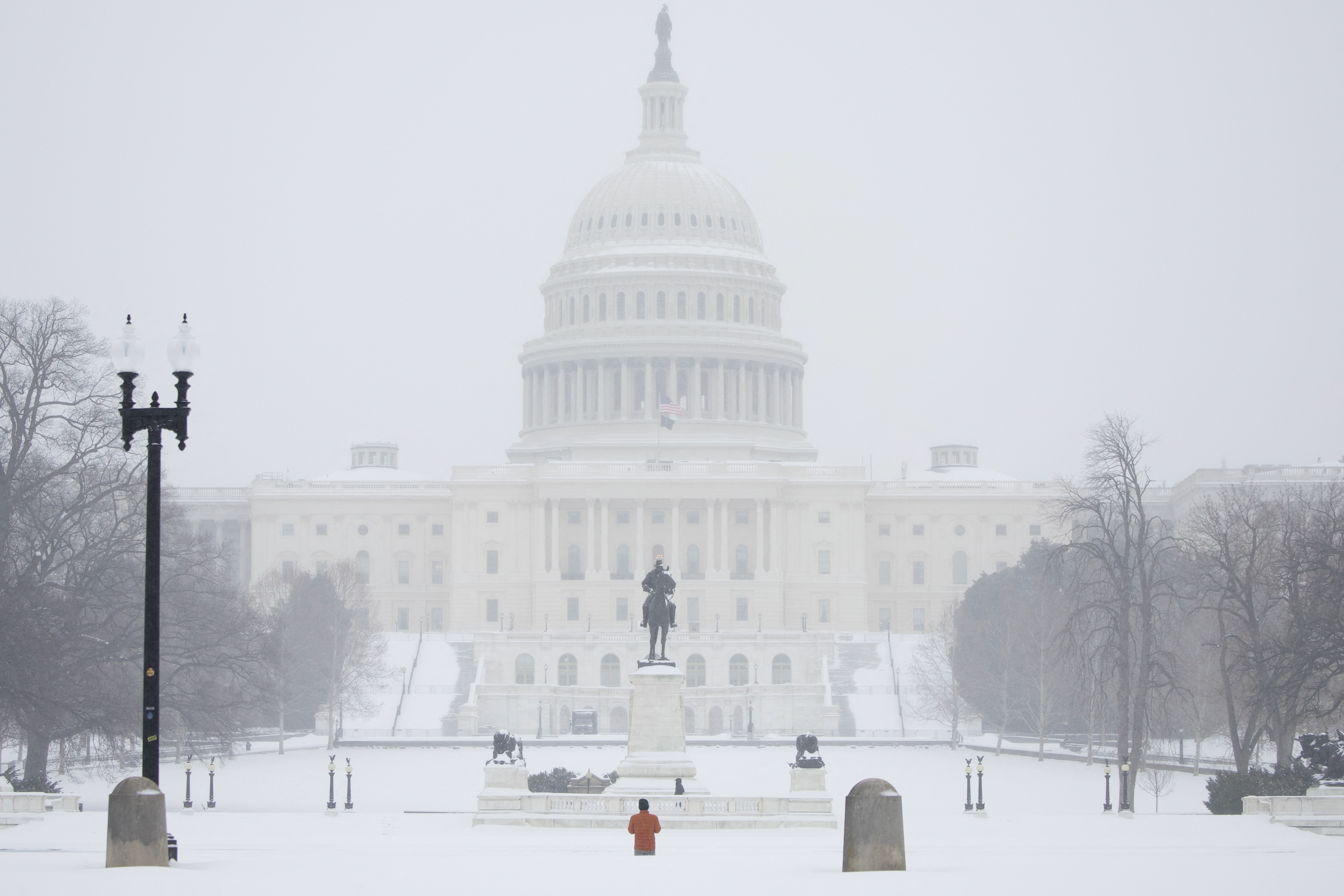Histórica tempestade de inverno nos Estados Unidos deixa ao menos 14 mortos