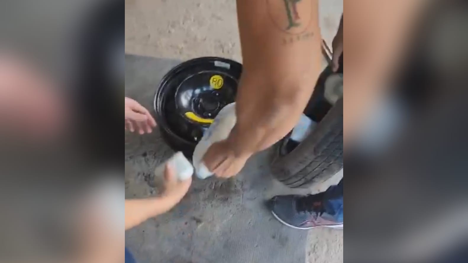 Casal é preso com quase 1 kg de drogas escondido dentro de pneu no Ceará 