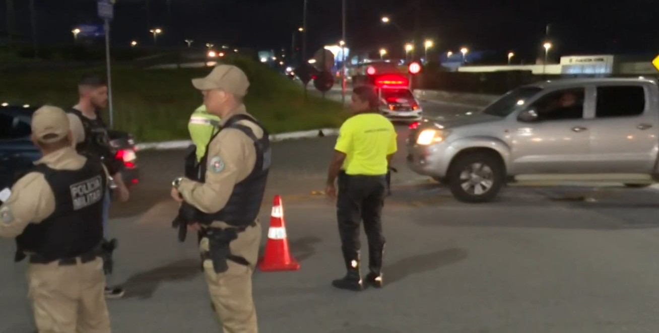 Ciclista morre em acidente envolvendo moto, em João Pessoa; Piloto fica ferido