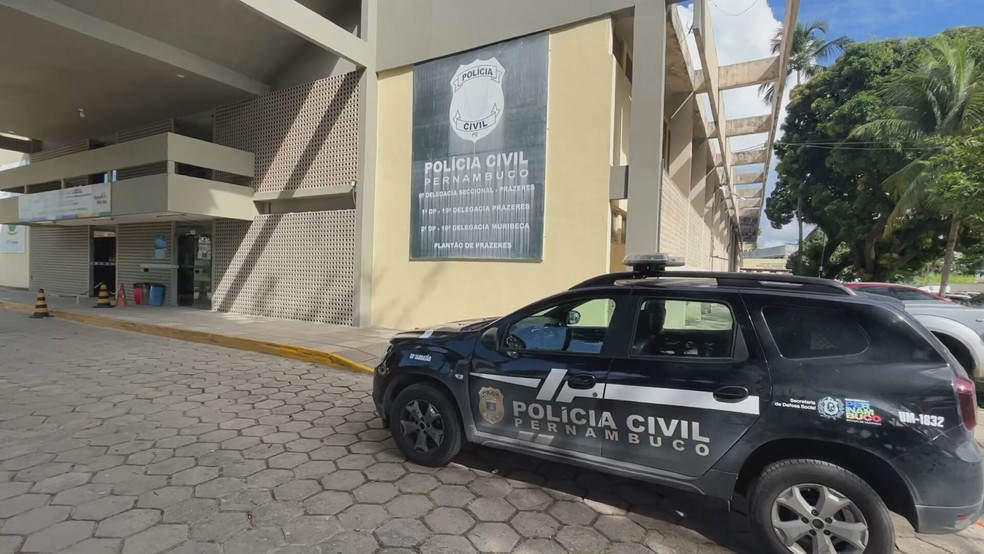 Delegacia de Prazeres fica em Jaboatão dos Guararapes, no Grande Recife — Foto: Reprodução/TV Globo