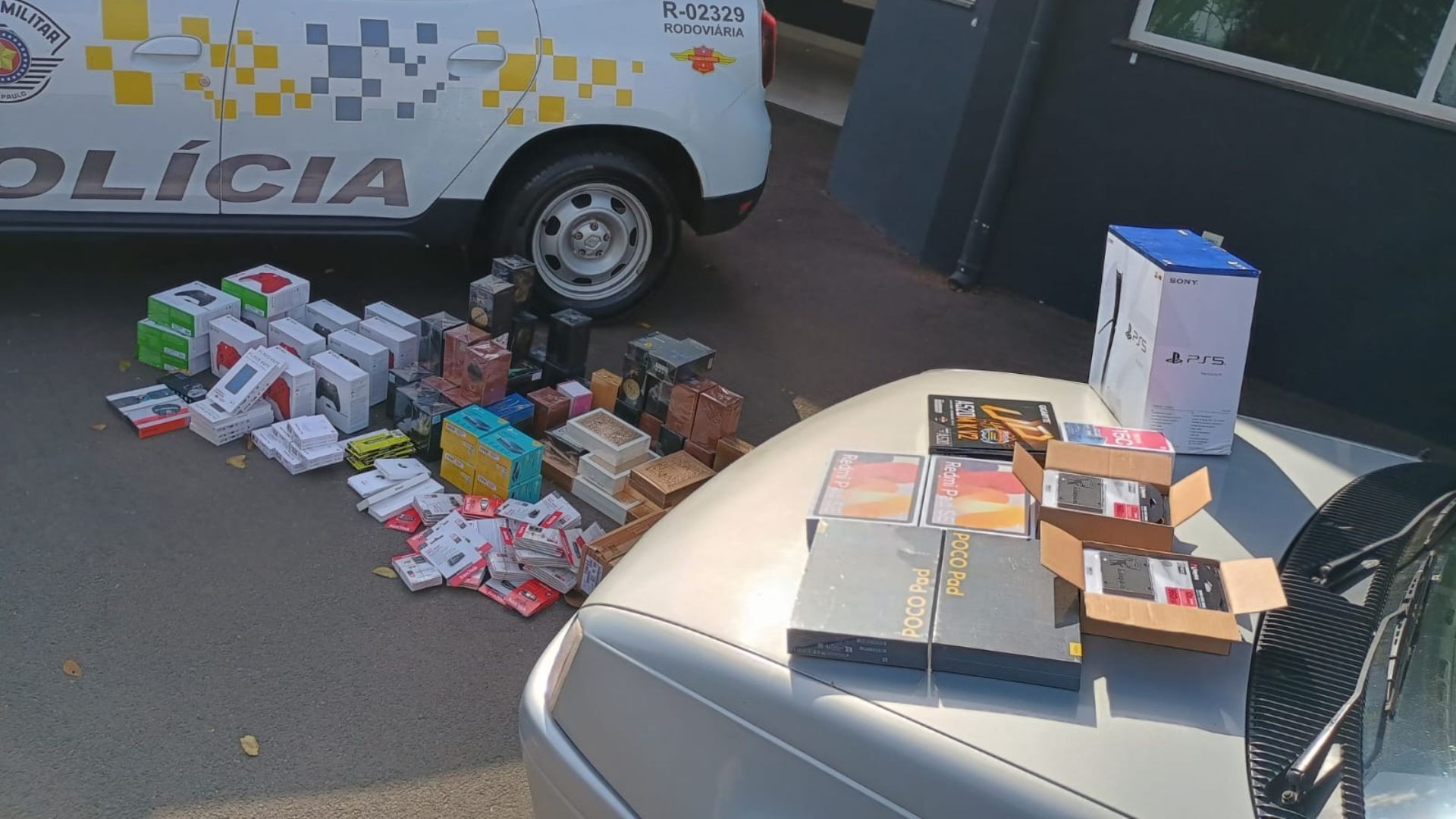 Polícia Rodoviária apreende mercadorias sem nota fiscal avaliadas em R$35 mil no interior de SP