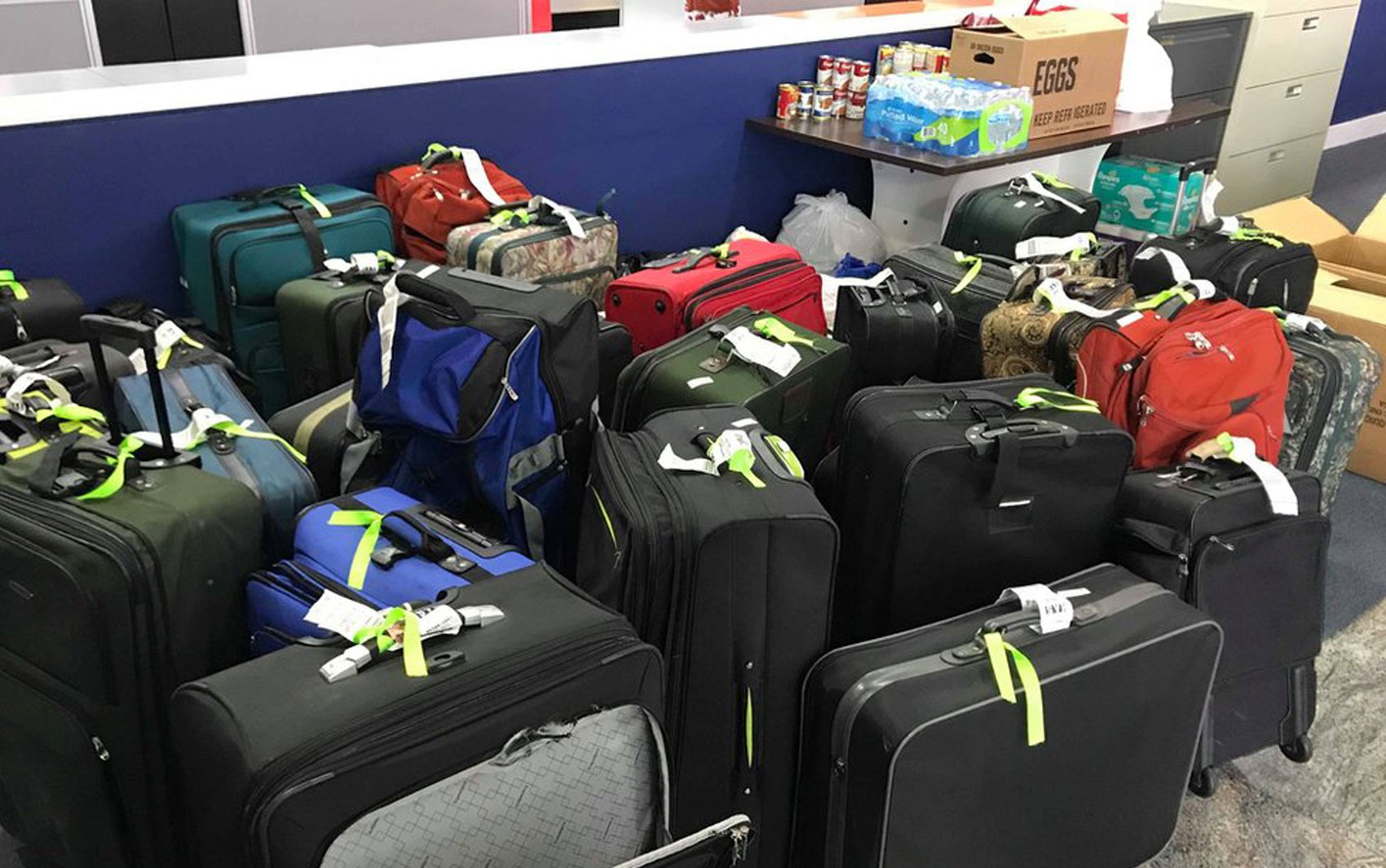 Como taxas de bagagem cobradas por empresas aéreas viraram negócio bilionário