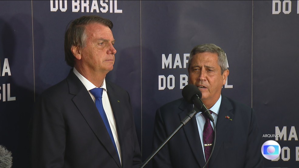Jair Bolsonaro e Braga Netto — Foto: Jornal Nacional/ Reprodução