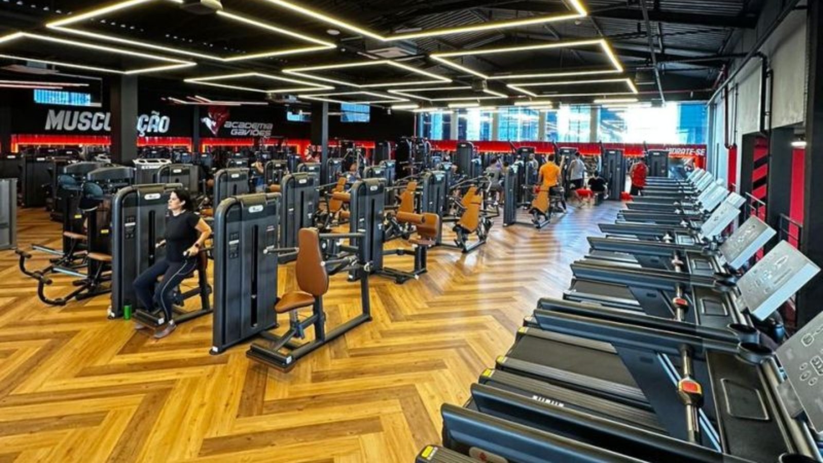 Homem morre durante exercício físico em academia em Fortaleza