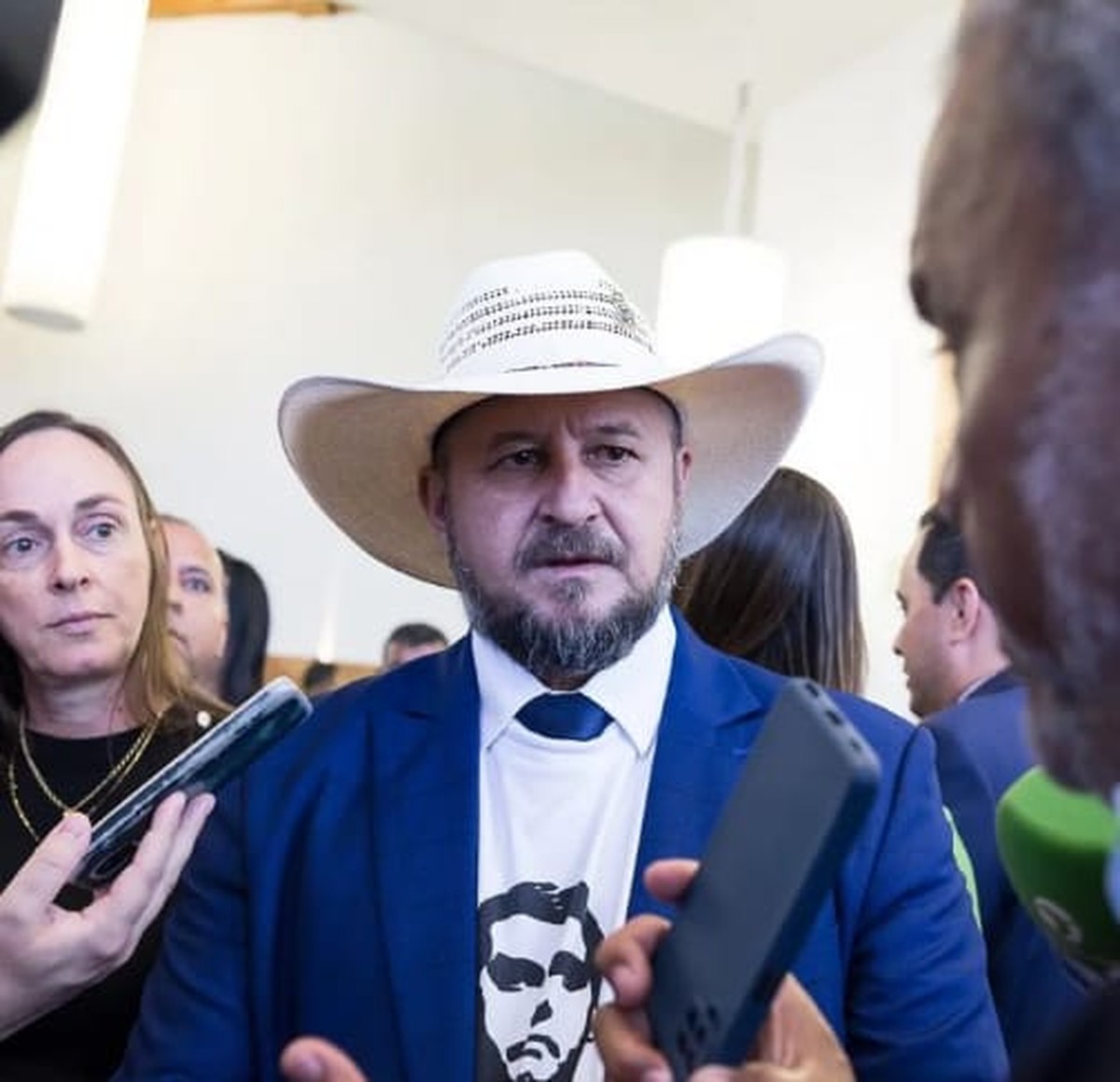 Deputado de MT que já levou arma de brinquedo na Assembleia assume presidência da Comissão de Direitos Humanos | Mato Grosso | G1