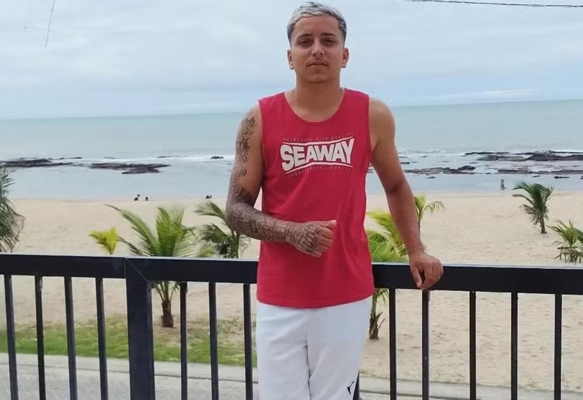 Vendedor de milho é assassinado a tiros no comércio de rua do Recife; VÍDEO