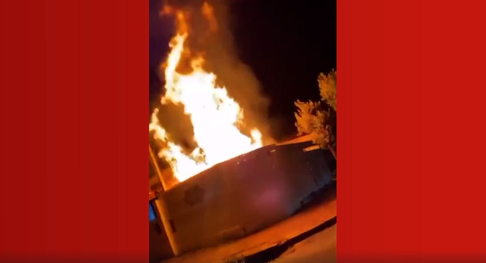 Montoado de madeira pode ter causado incêndio em pizzaria no Centro de Ituiutaba