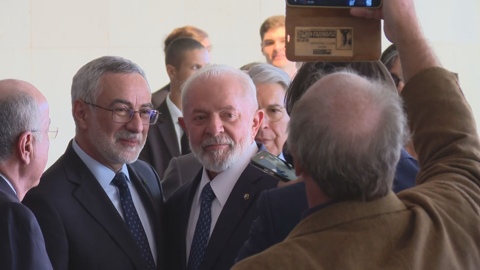 O embaixador Bitelli se encontrou com o presidente Lula nesta segunda — Foto: Reprodução/ TV Globo