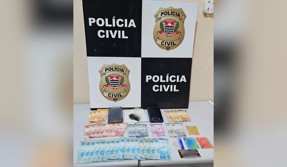 Operação contra tráfico e lavagem de dinheiro prende dupla suspeita de movimentar finanças de grupo criminoso em Rancharia (SP) — Foto: Policia Civil/Divulgação