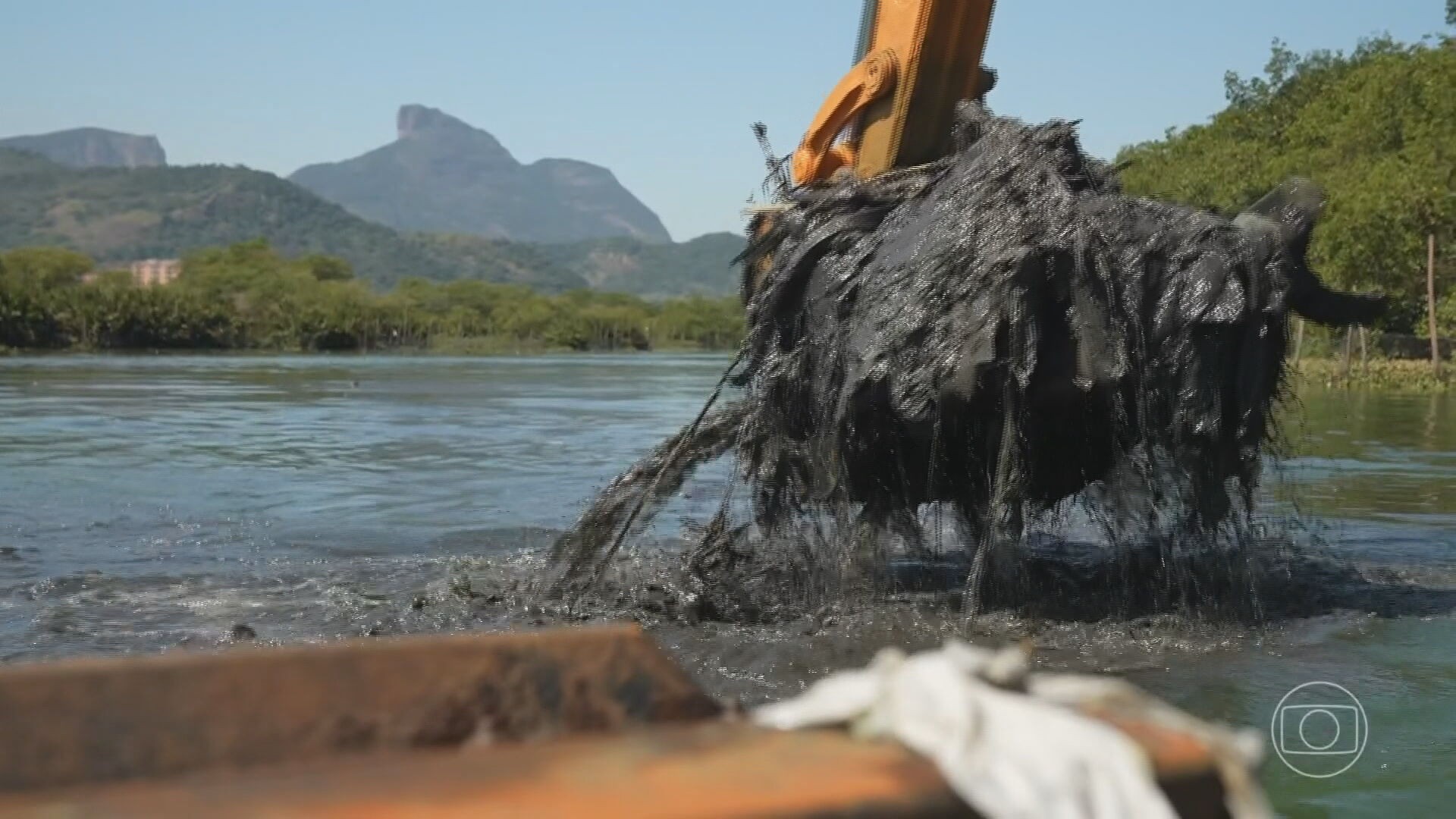 Despoluição de lagoas no Rio de Janeiro começa a mudar paisagem e até a qualidade do ar