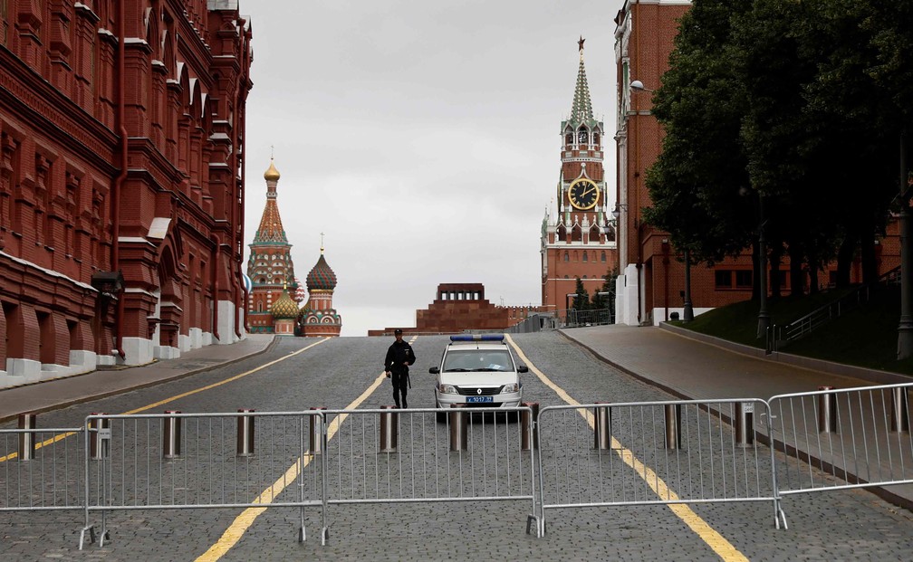 Praça Vermelha foi fechada pela polícia em meio ao motim do Grupo Wagner, que segue em direção à Moscou — Foto: Maxim Shemetov/Reuters