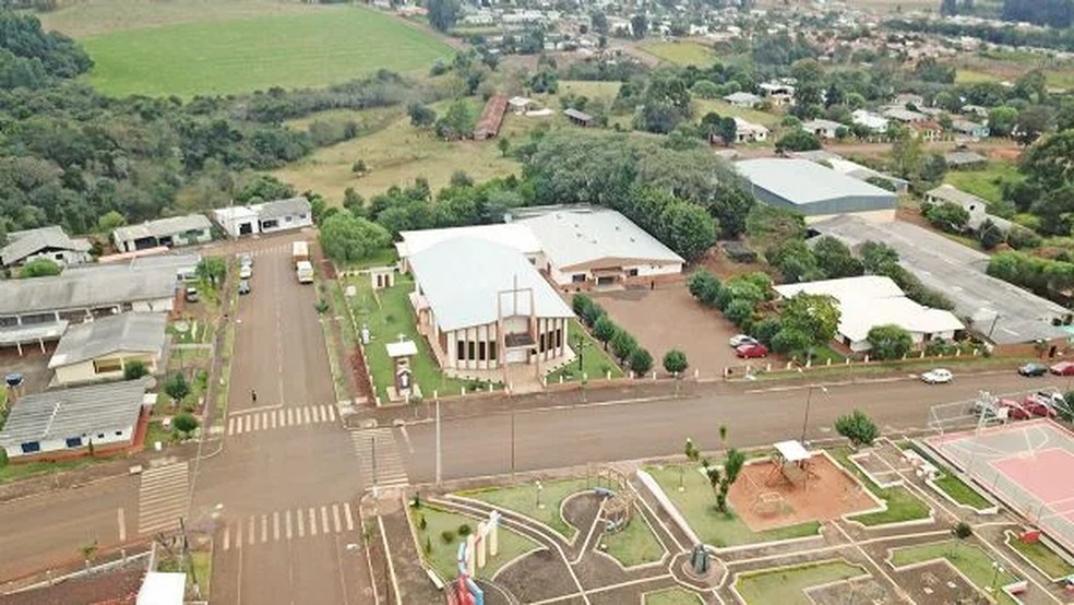 Espigão Alto do Iguaçu tem unidade de CRAS — Foto: Prefeitura
