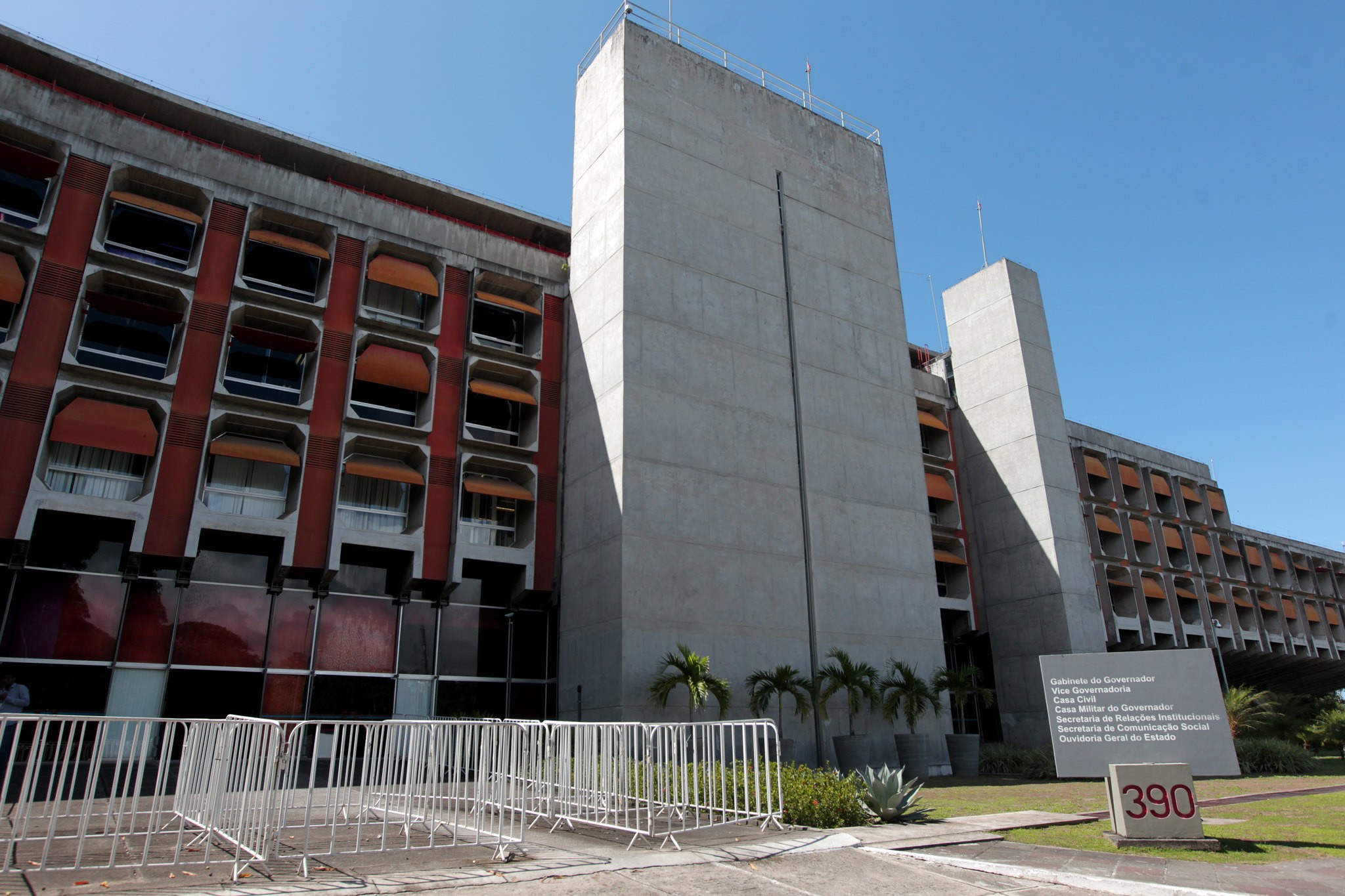 Entenda lei que reajusta salários dos servidores da Bahia