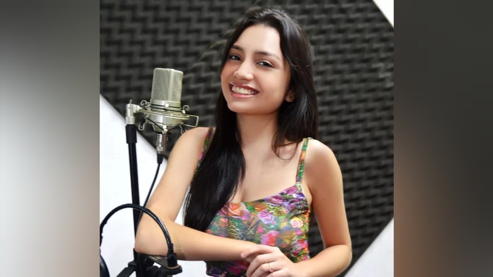 Avtobusda jinsiy aloqa porno