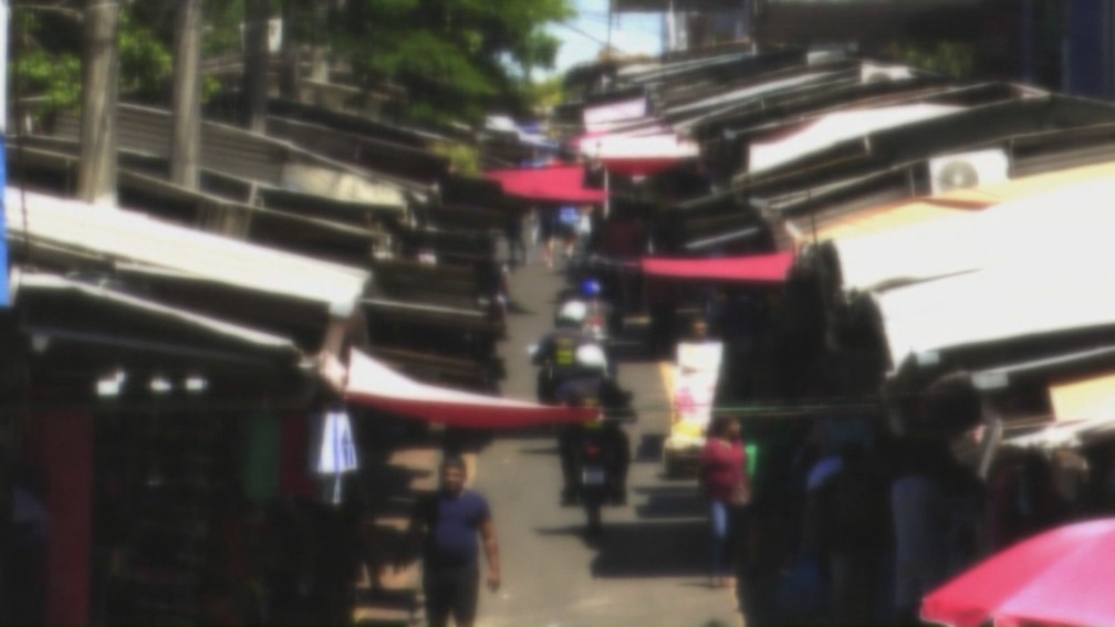 Cidade do Leste é conhecida pelo comércio de diversos produtos — Foto: RPC