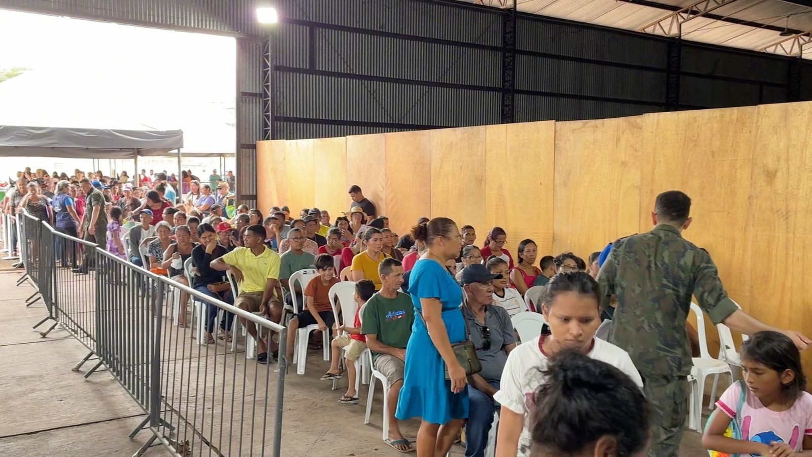 Mais de 1,5 mil atendimentos para serviços gratuitos acontecem em Itacoatiara até quinta-feira (28)