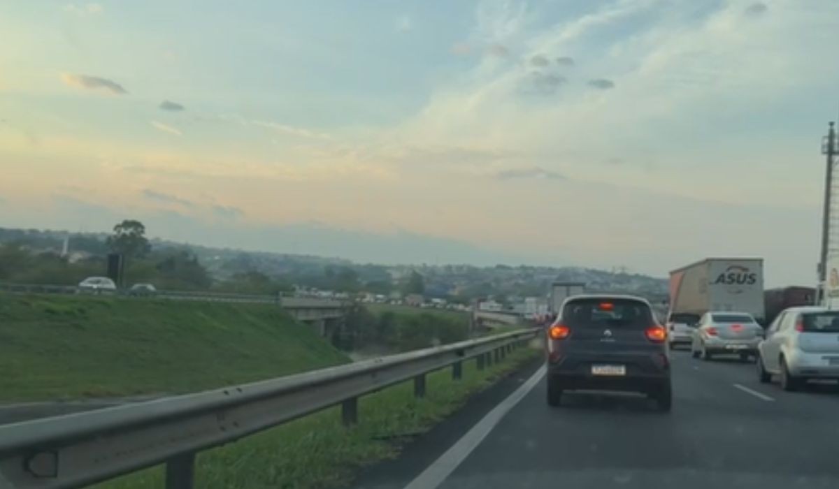 Motociclista morre atropelado em rodovia de Campinas, e motorista foge sem prestar socorro