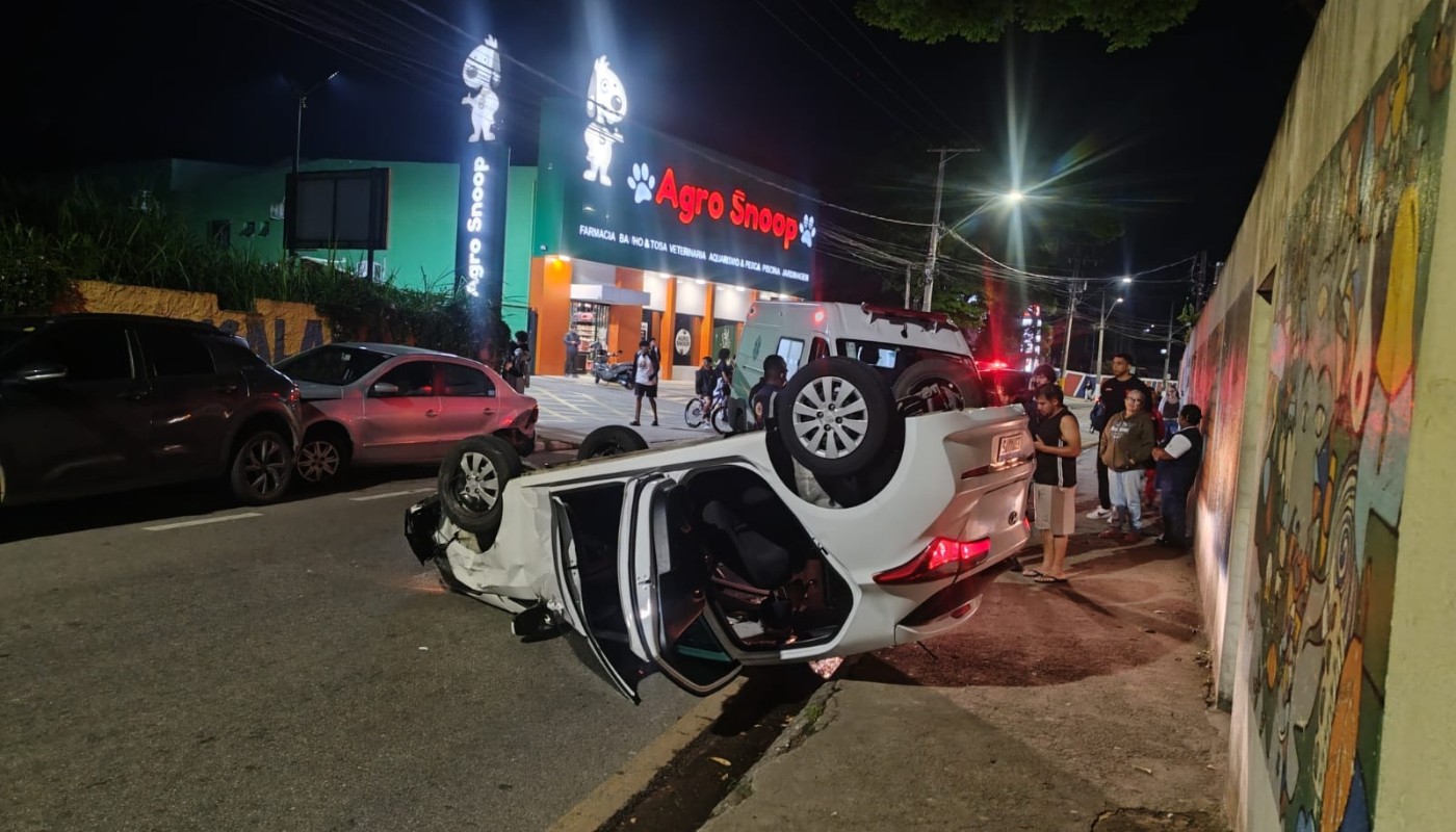 Motorista embriagado é preso em flagrante após capotar e atingir dois carros em Vinhedo