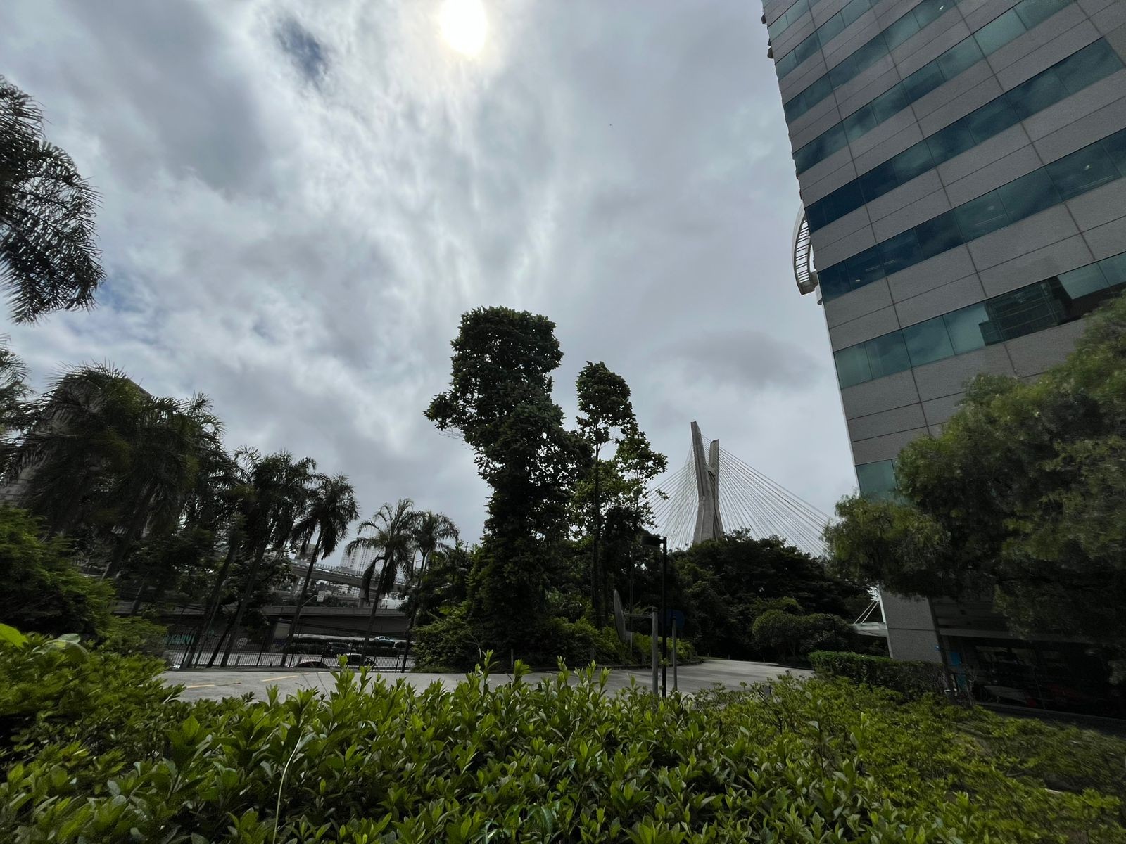 Chuva deixa cidade de SP em estado de atenção para alagamentos
