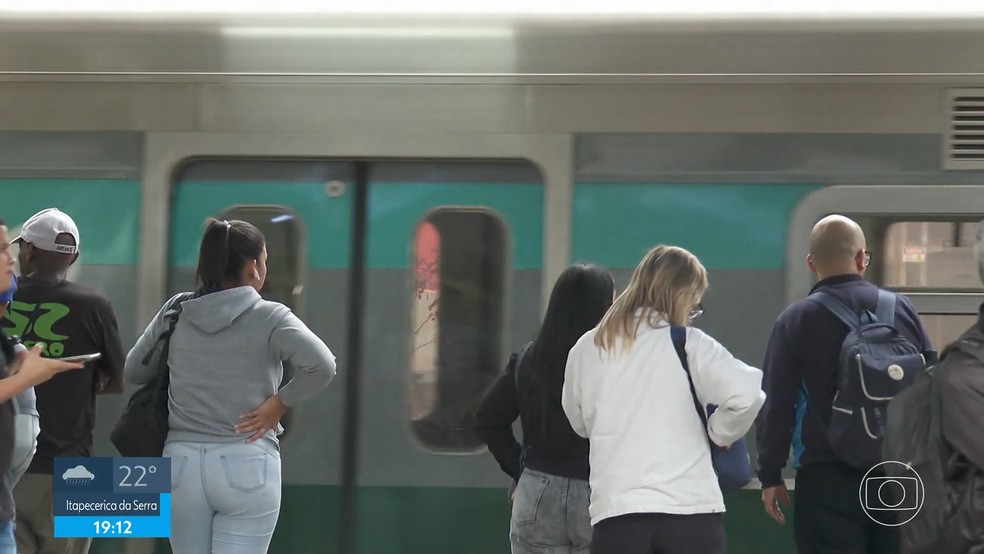 Prefeituras da Grande SP têm até dia 20 para indicar terrenos e não perder verba da ViaMobilidade — Foto: TV Globo