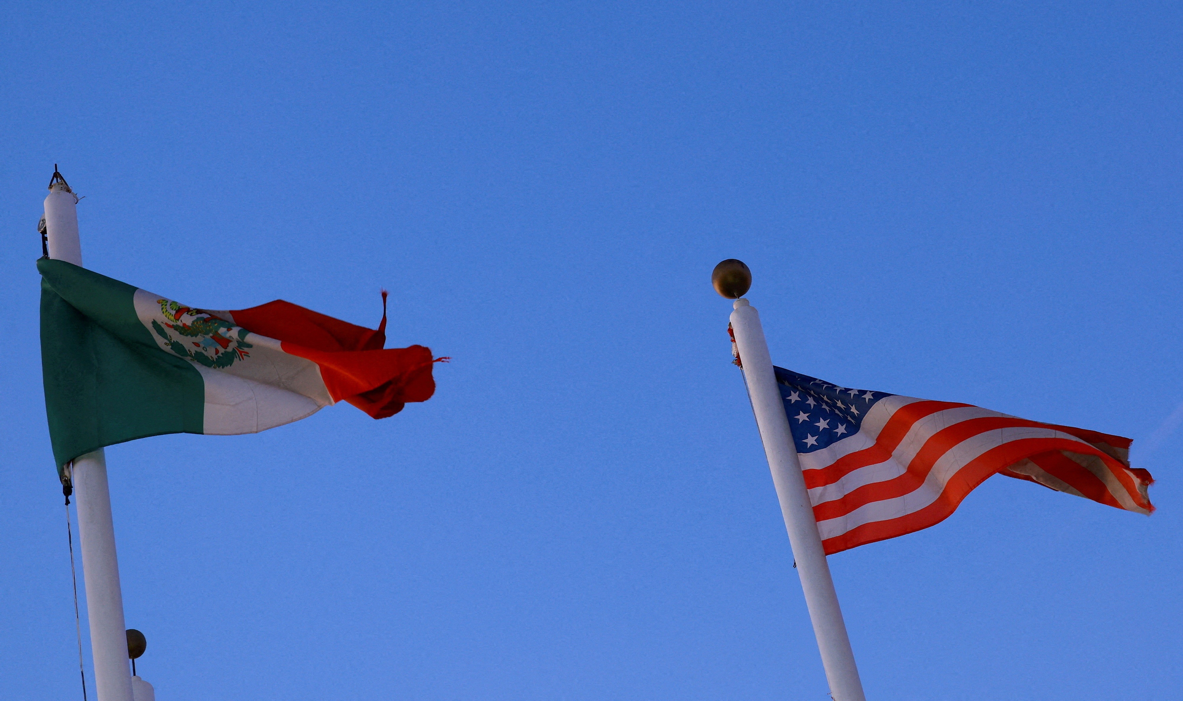 Caminho inverso: norte-americanos trocam os EUA pelo México para 'fugir de Trump'