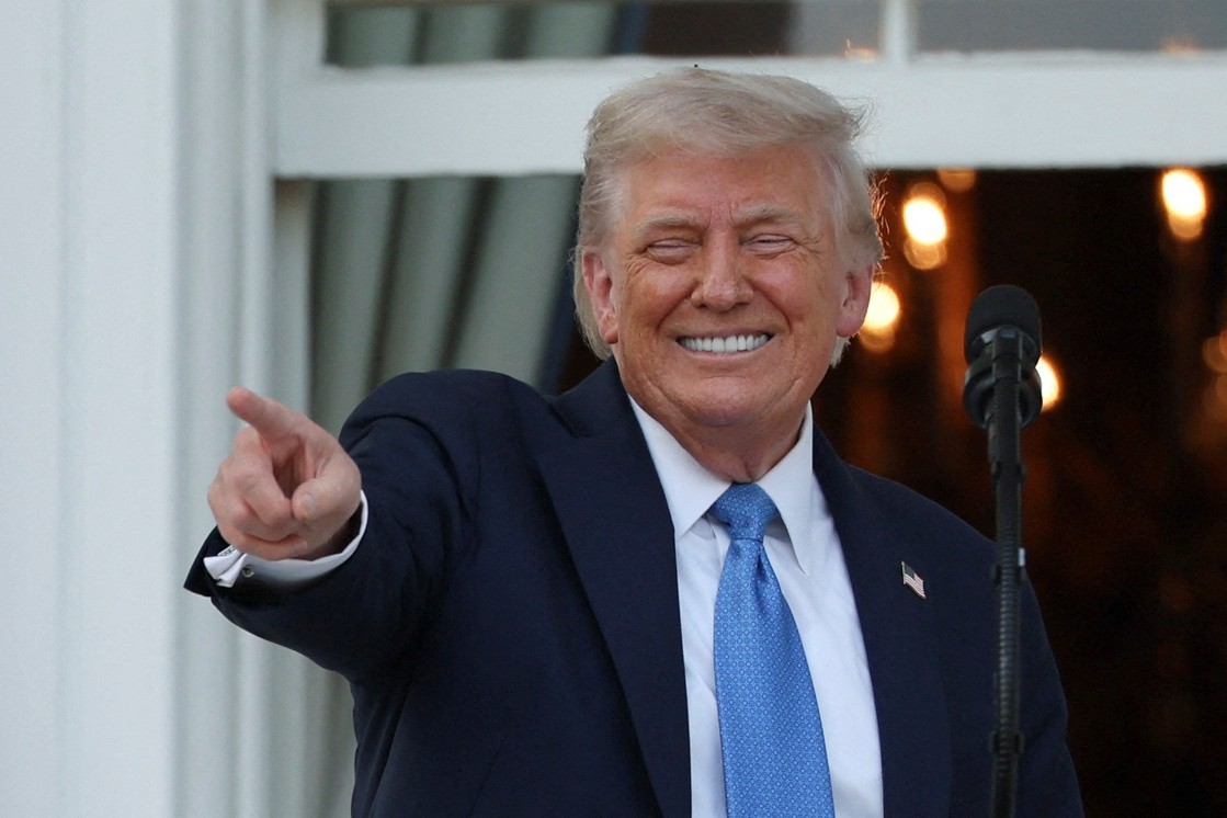 Senado aprova megapacote de cortes de impostos de Trump