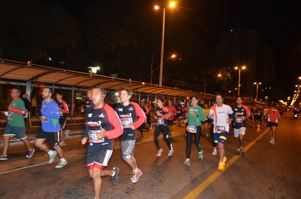 Corrida da Fogueira altera trânsito e muda trajeto de 180 linhas de ônibus no Centro de Juiz de Fora