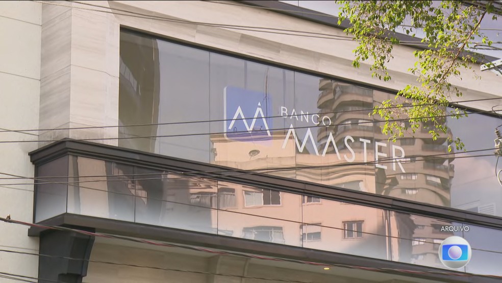 Entidades do setor bancário reagem à decisão do TCU que ameaça independência do BC no caso Banco Master — Foto: Jornal Nacional/ Reprodução