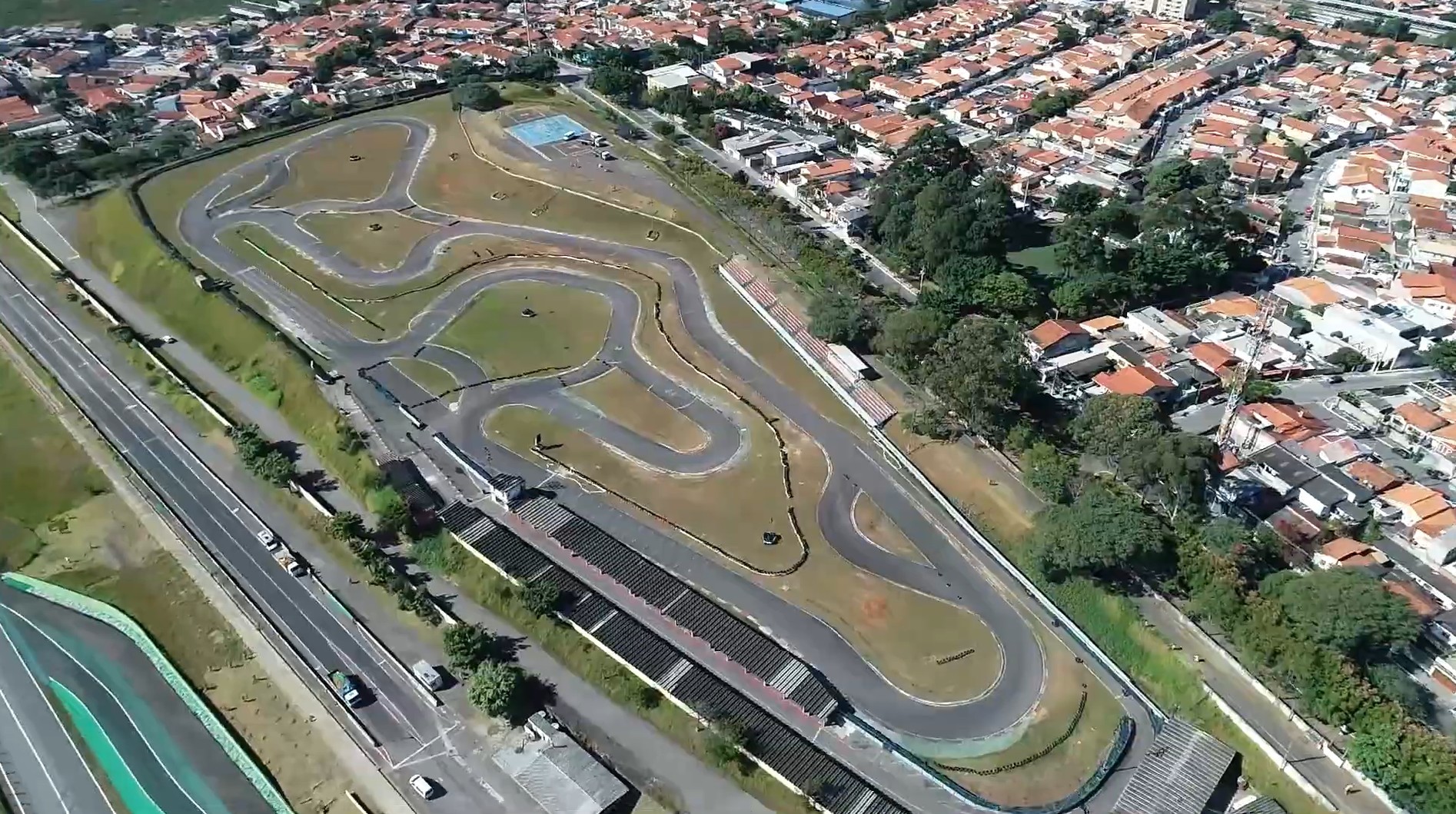 Prefeitura de SP quer conceder Kartódromo de Interlagos à iniciativa privada por 15 anos com exigência de reforma