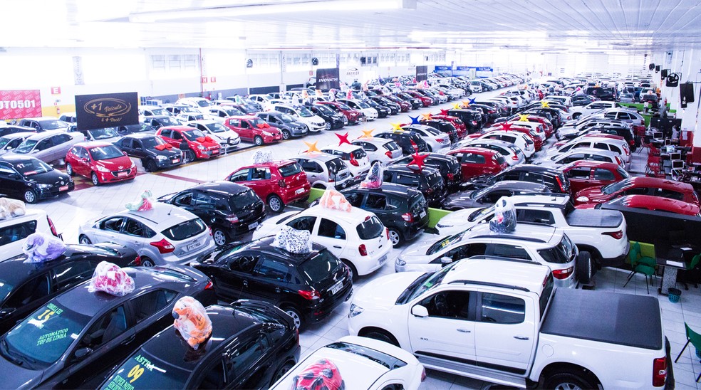 Auto Shopping Curitiba em Curitiba Aprove seu Financiamento Completo