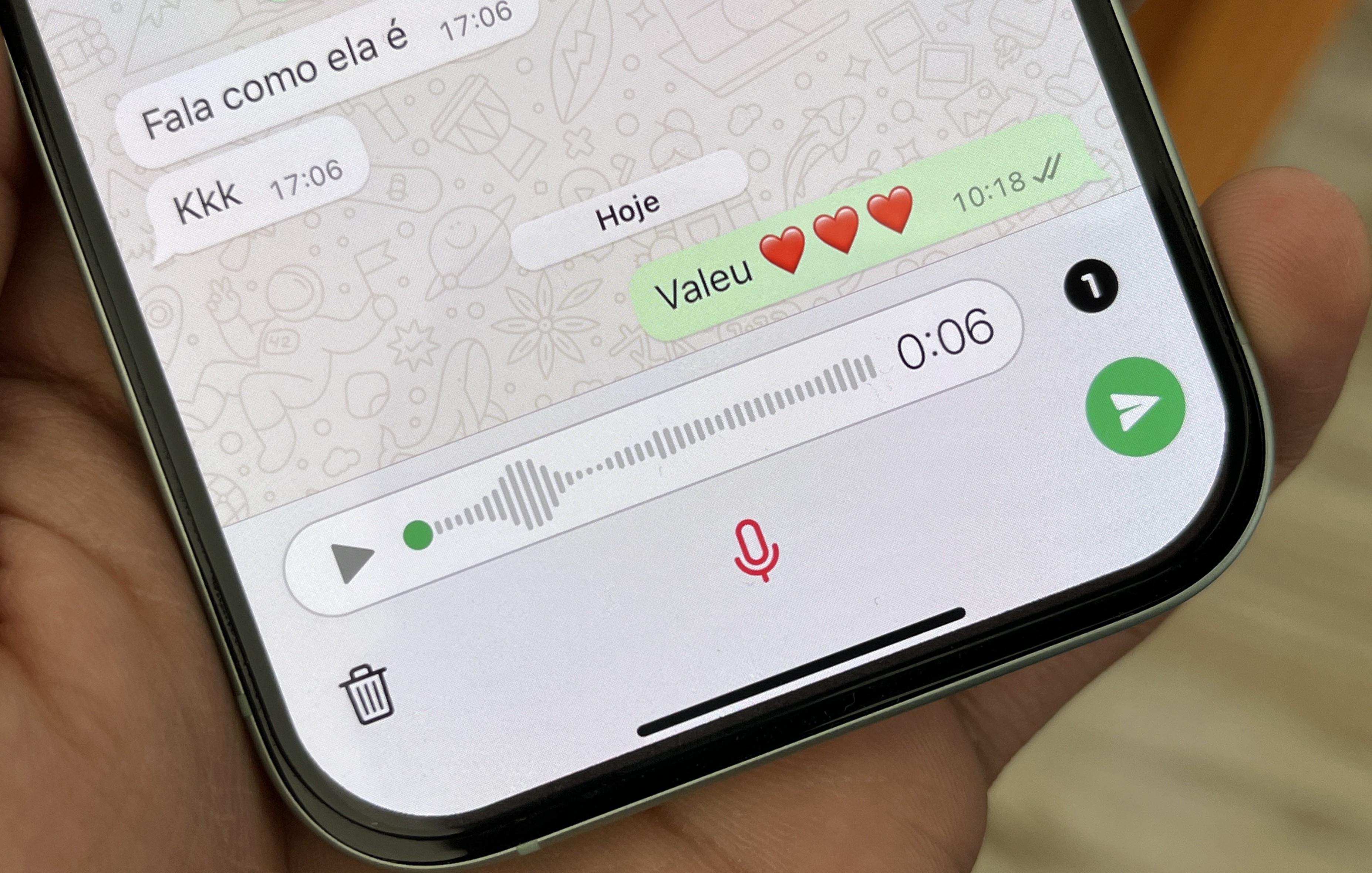 Como enviar mensagem de voz de reprodução única no WhatsApp