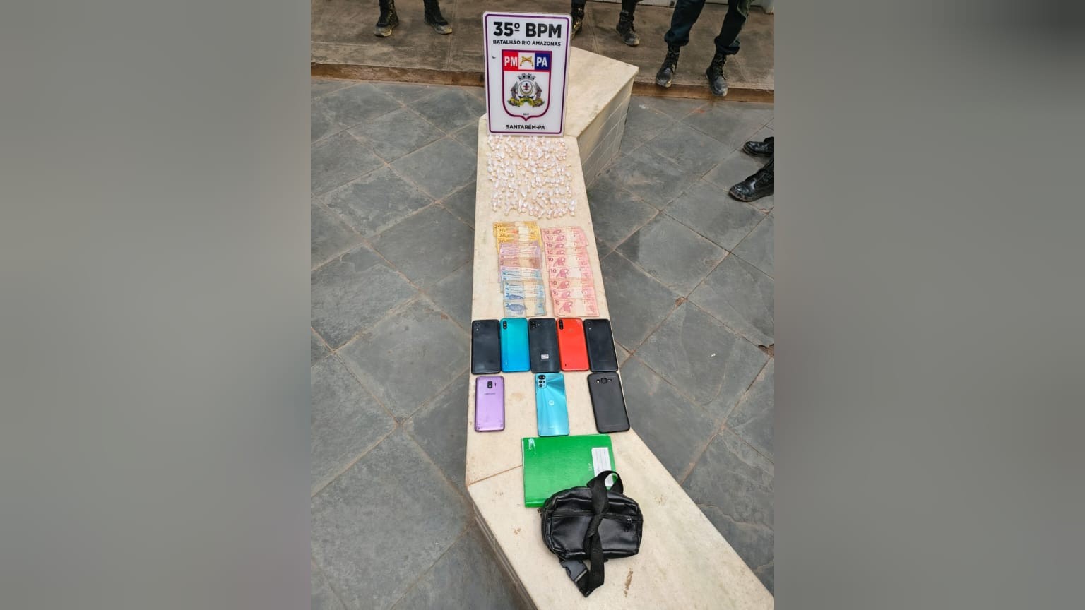 Dupla suspeita de utilizar imóvel exclusivamente para venda de drogas é presa na Nova República, em Santarém