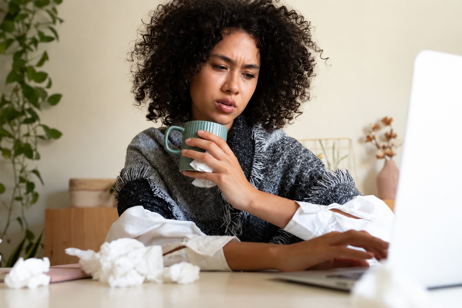 Você sente culpa ao avisar no trabalho que está doente? Talvez seja por isso...