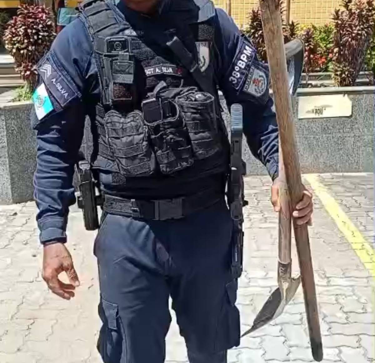 Adolescente é resgatado de sessão de tortura em Três Rios; dois suspeitos são presos