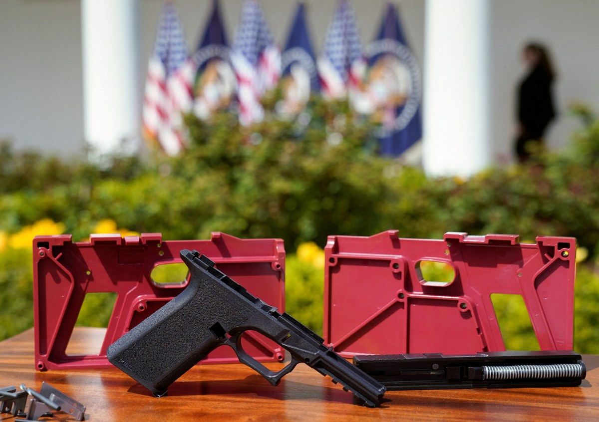 Suprema Corte dos EUA volta com proibição de armas de fogo