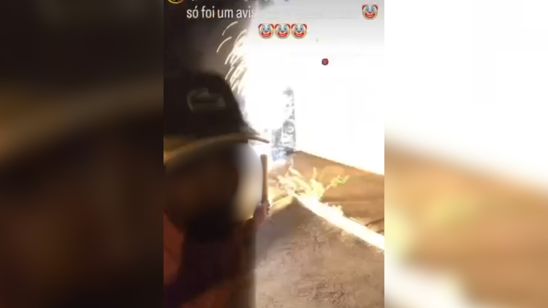 Adolescente lança fogos de artifício contra base da polícia e publica vídeo com frase: 'Só foi um aviso'