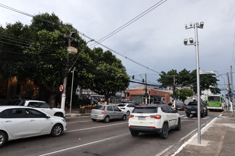 Novos radares de velocidade entram em operação em Manaus nesta terça-feira (1). — Foto: Rede Amazônica