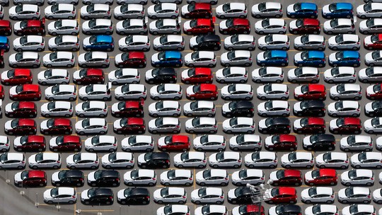 Venda de veículos novos no Brasil tem alta de 4,8% no 1º semestre de 2025 - No semestre, foram emplacados quase 1,2 milhão de carros zero km. Os dados foram divulgados nesta quinta-feira (3) pela Federação Nacional da Distribuição de Veículos Automotores (Fenabrave).