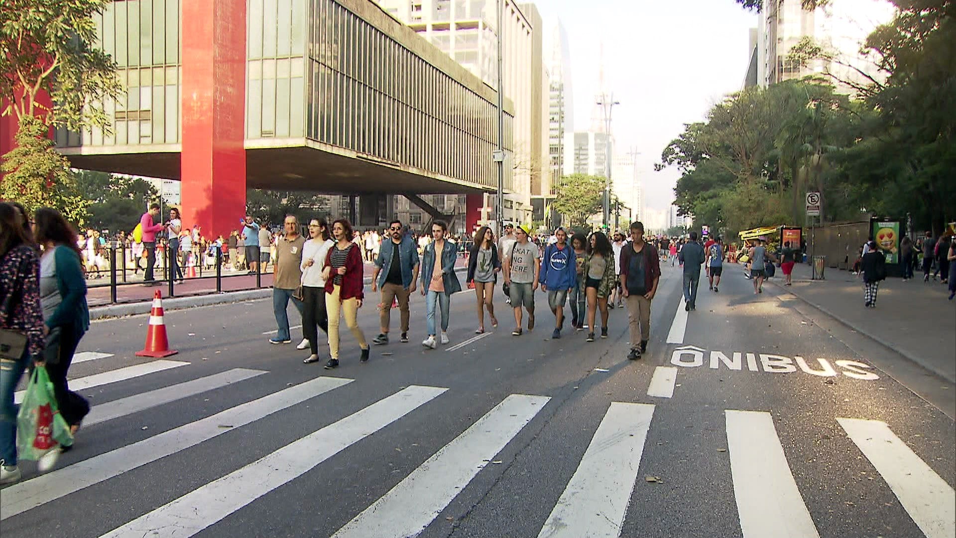 Dez anos após criação, Paulista Aberta entra na mi