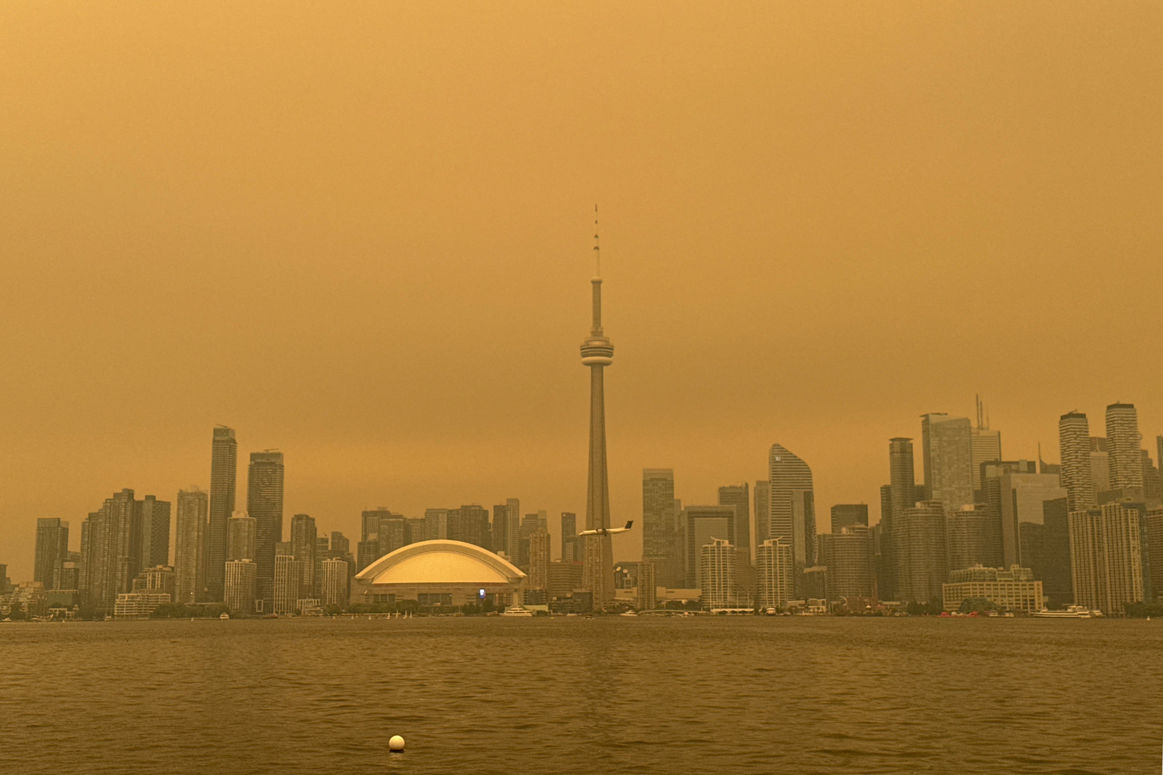 Mudança climática dobrou chance de condições que alimentaram incêndios no Canadá, aponta estudo