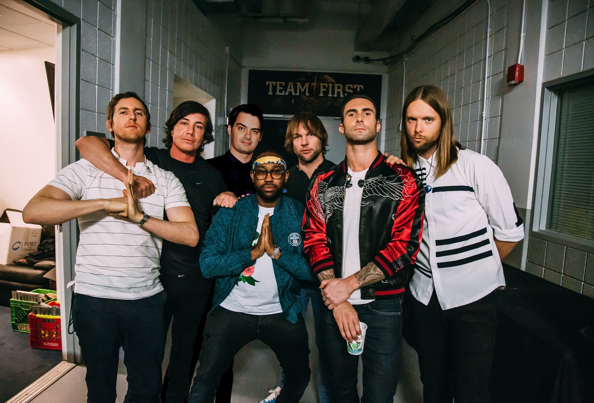 Linha especial de ônibus, provável setlist e horários: veja como será show inédito do Maroon 5 em Rio Preto